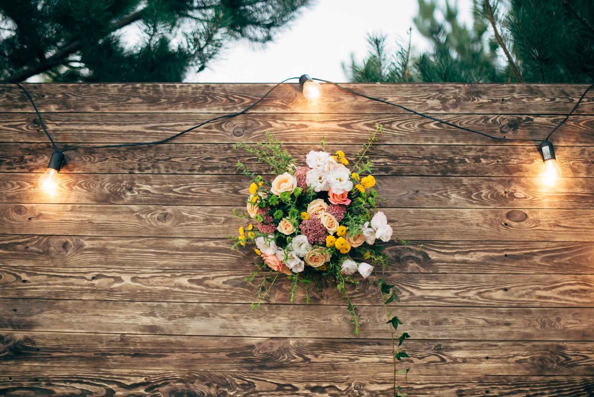 Hölzerne Hochzeit: Die besten Ideen zum 5. Hochzeitstag