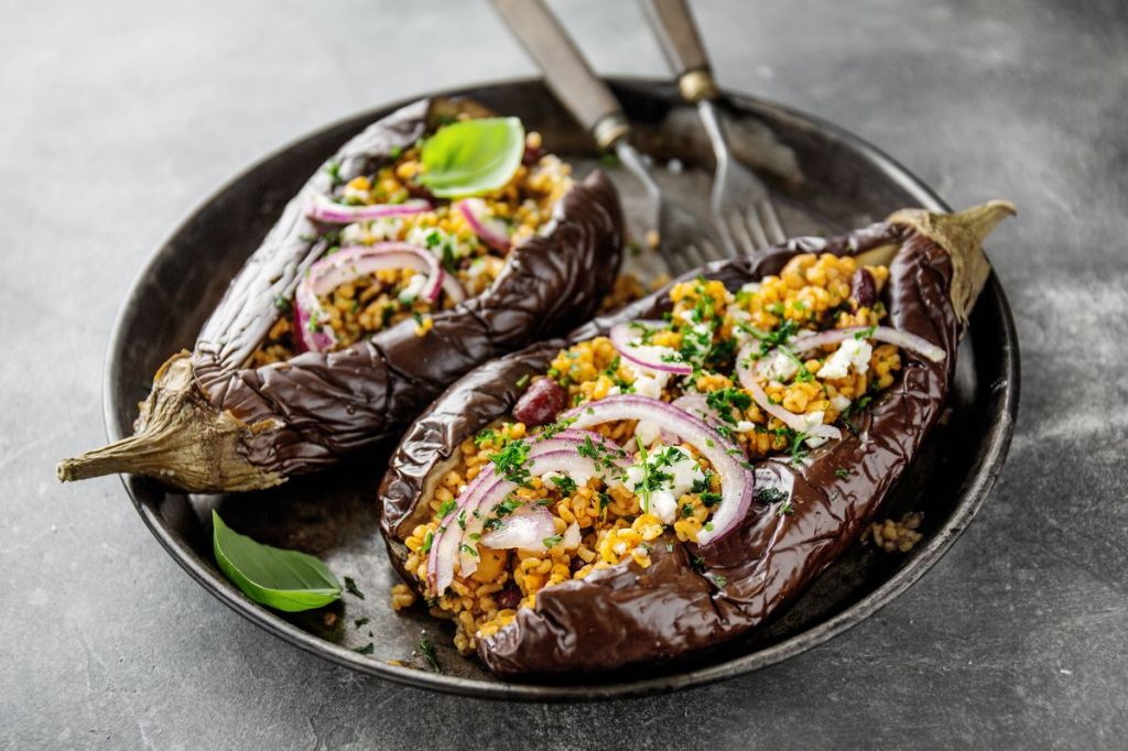 gefüllte Auberginen mit Bulgur