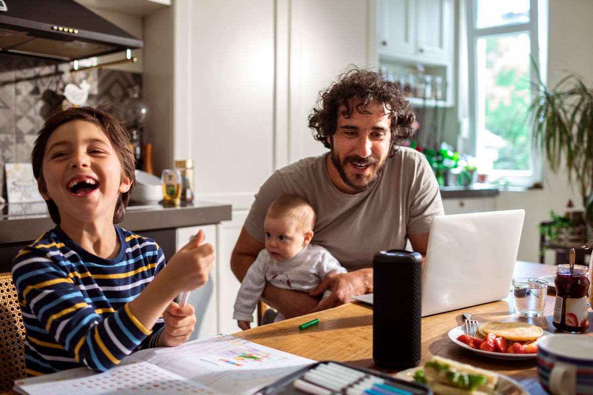 Kindergelderhöhung 2023: So viel mehr bekommen Familien