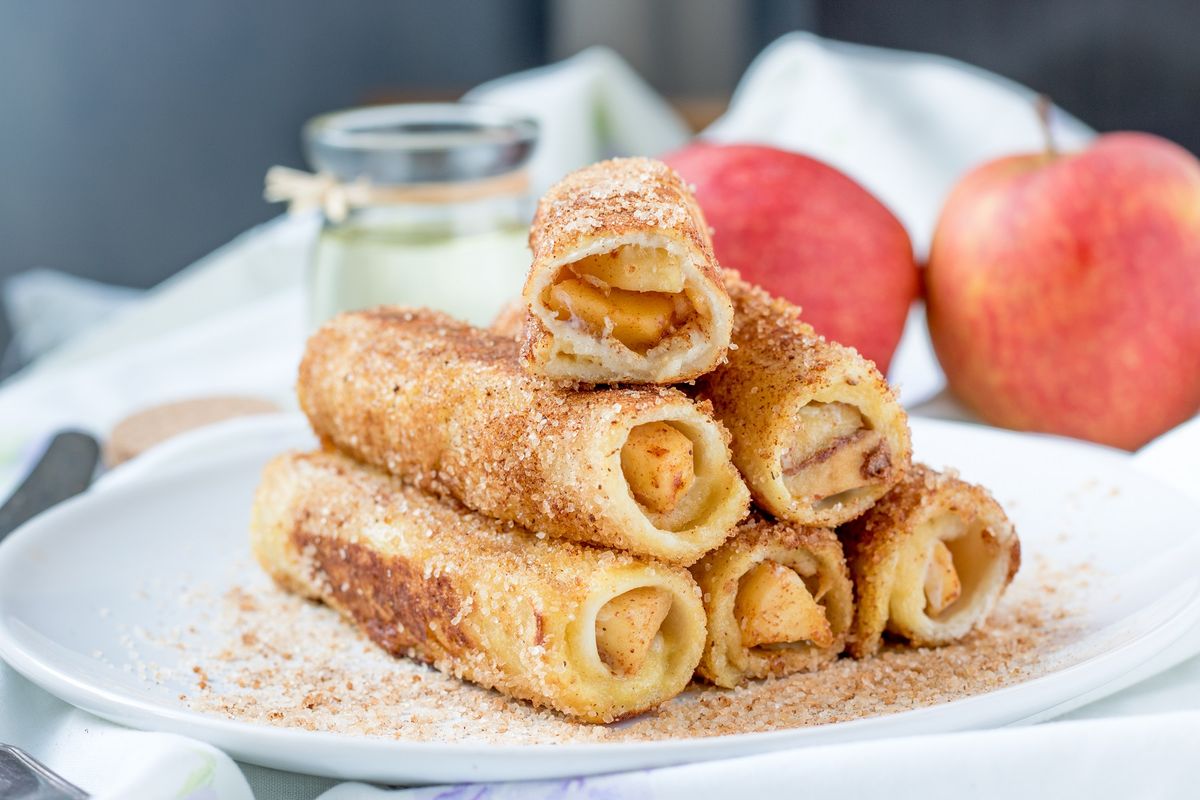 Himmlisches Herbst-Rezept: Apfel-Toast-Röllchen mit Zimt und Zucker ...