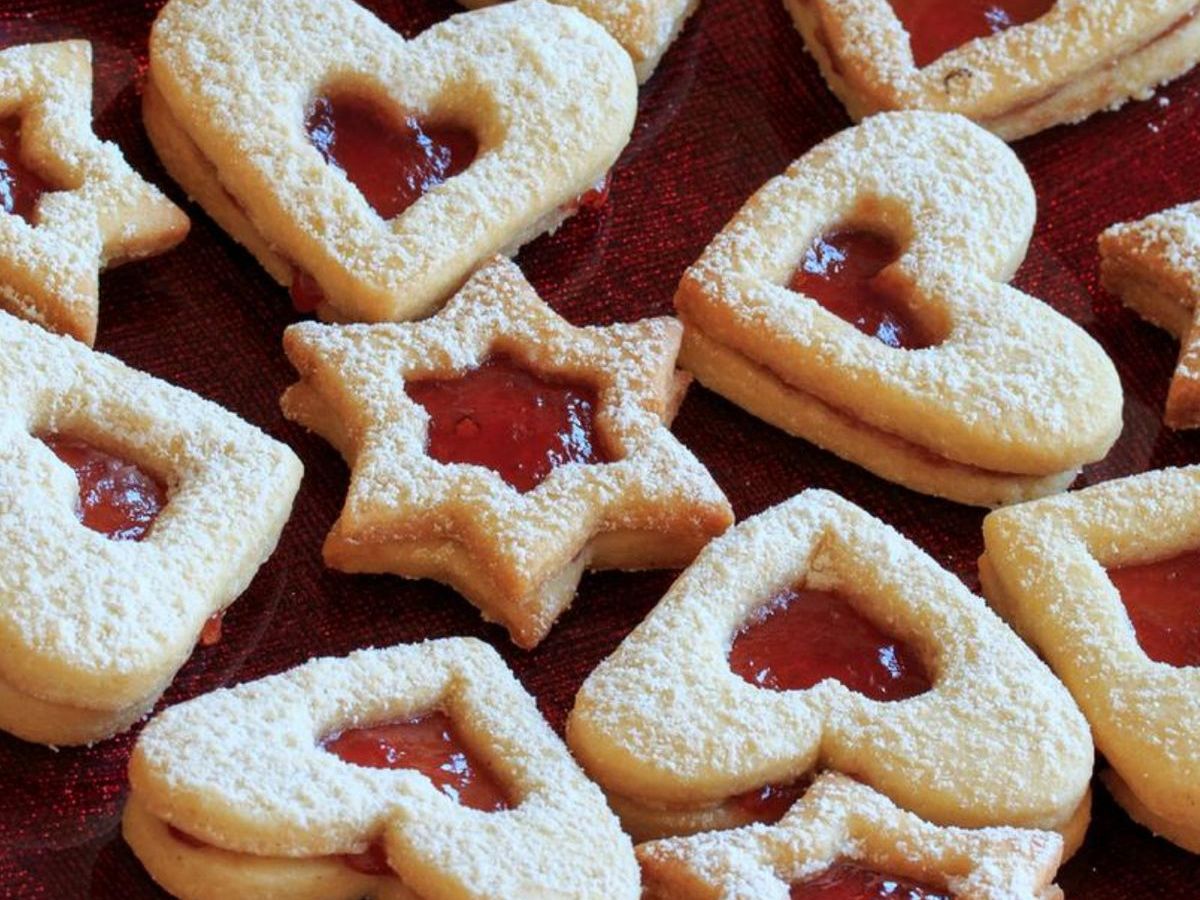 Spitzbuben wie bei Oma: Geniales Plätzchen-Rezept für alle Naschkatzen