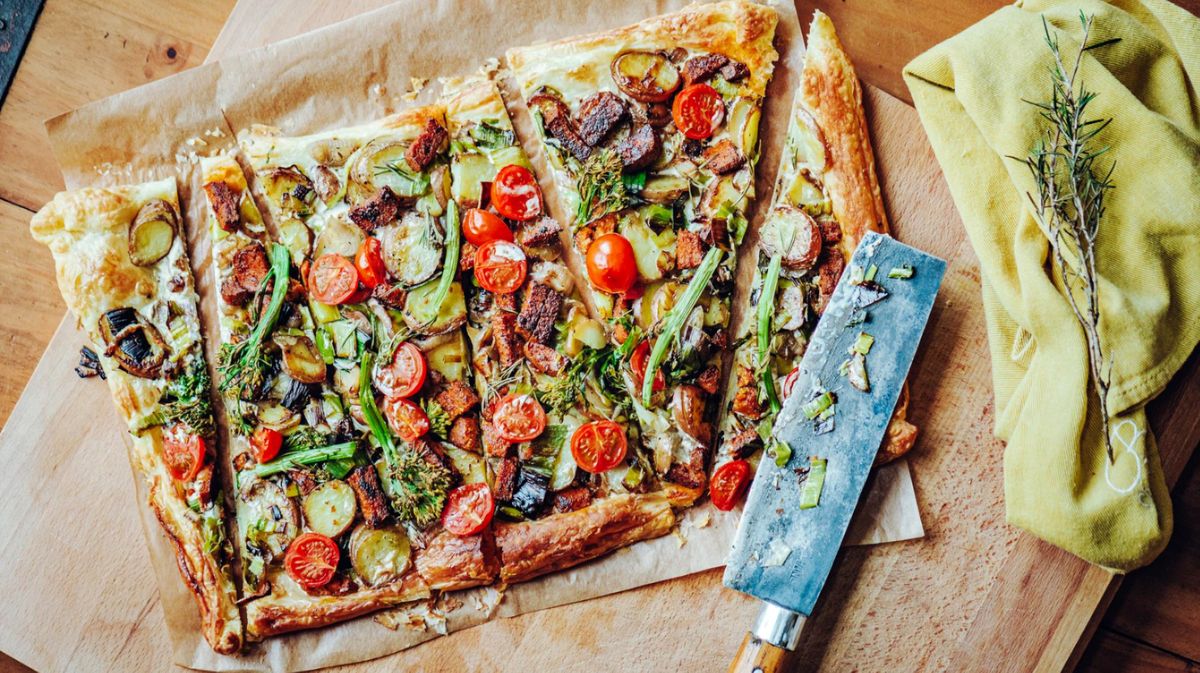 Veganer Flammkuchen: Herrlich knusprig und ganz einfach! - gofeminin