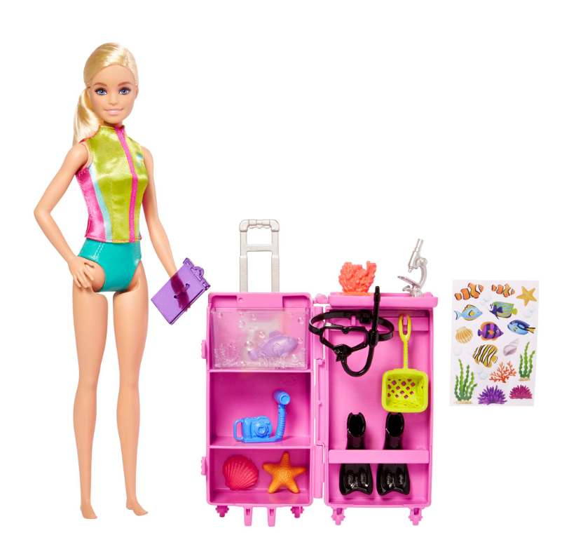 Barbie als Meeresbiologin mit Equipment vor weißem Hintergrund von Mattel