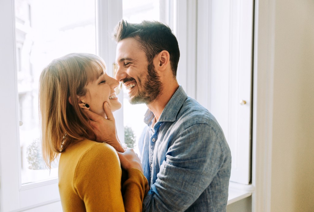 Liebe auf den ersten Blick: Diese Sternzeichen passen perfekt zu Löwe, Schütze und Widder