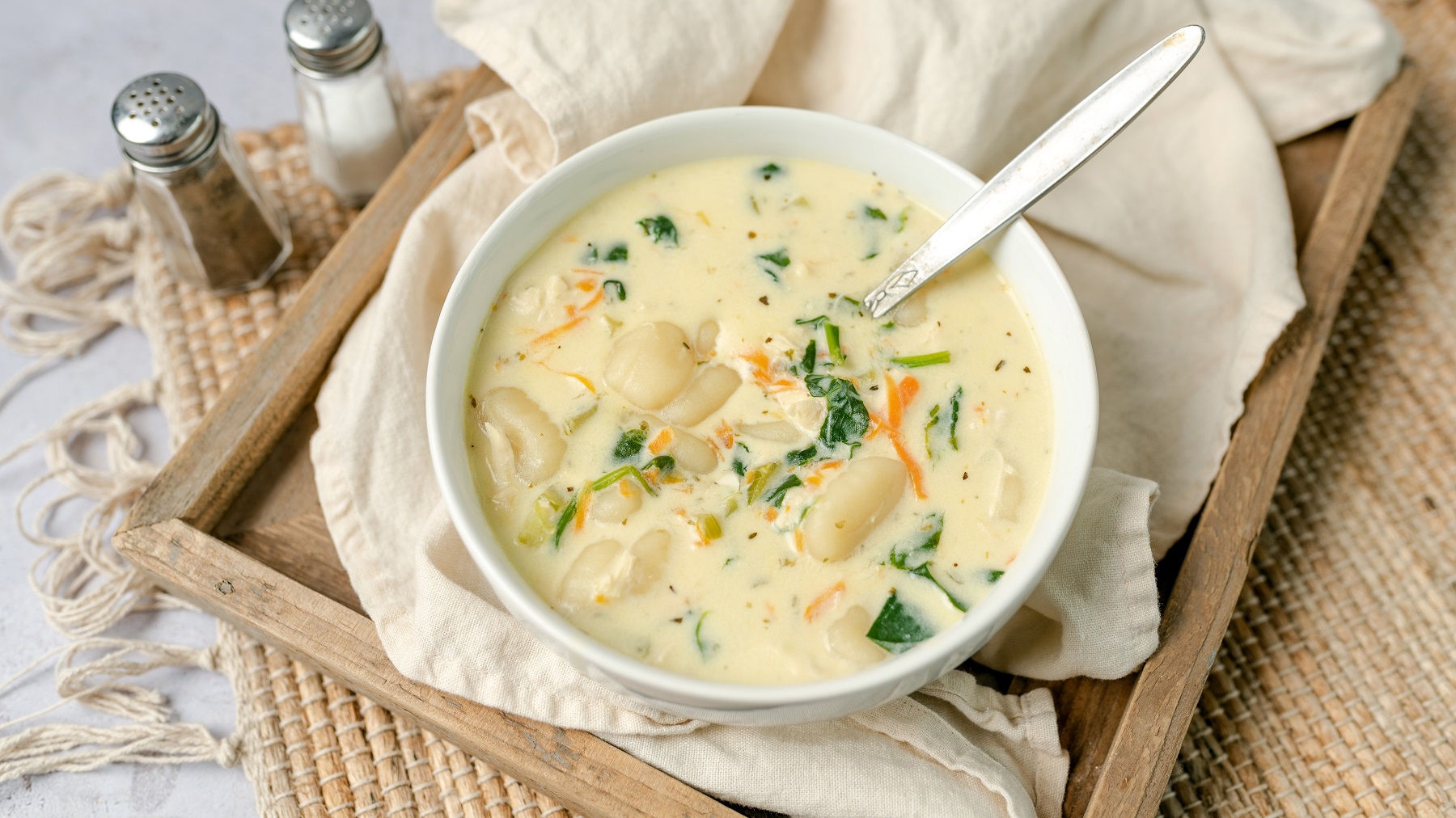 Cremige Gnocchi-Suppe mit Hähnchen und reichlich Gemüse - gofeminin