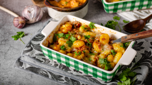 Gnocchi Auflauf mit Hackfleisch und Käse.