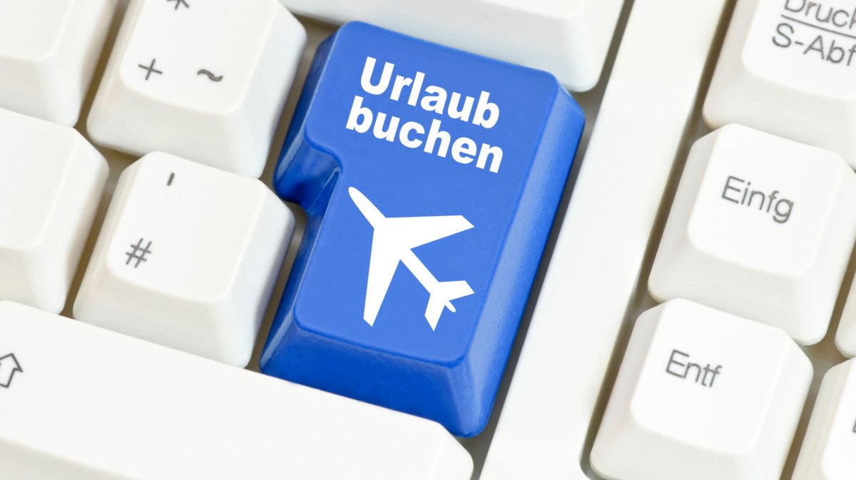 Tastatur mit „Urlaub buchen“-Taste