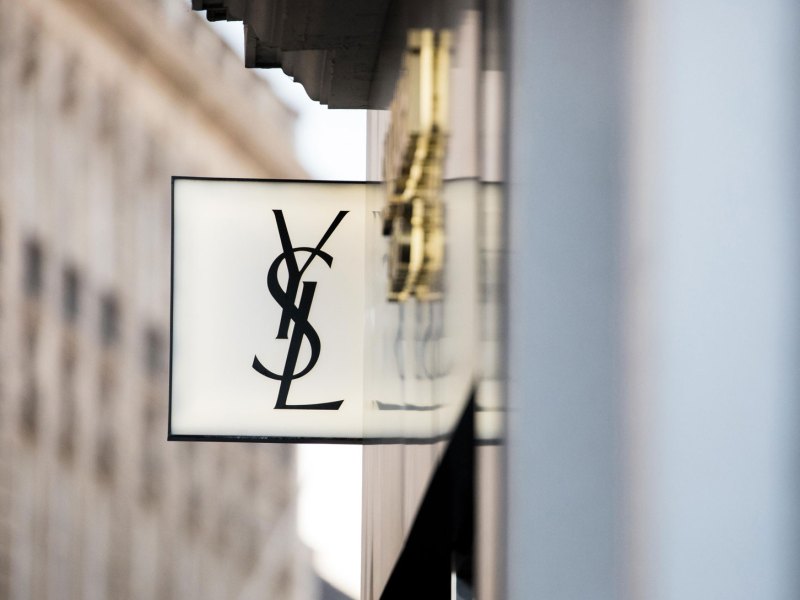 YSL Yves Saint Laurent Schild