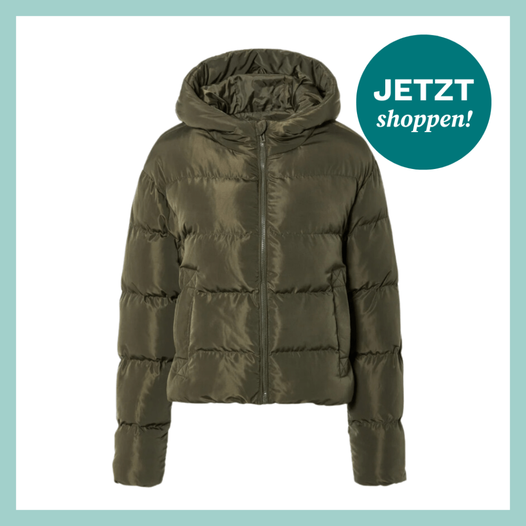 Kurze Steppjacke mit Wattierung und Kapuze